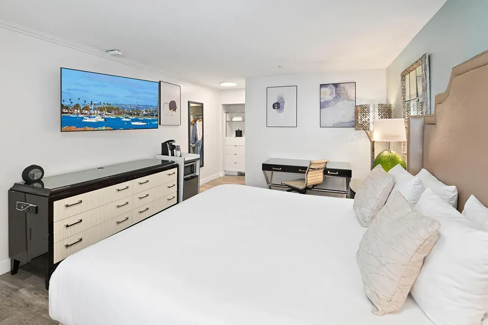 King Room, view 4